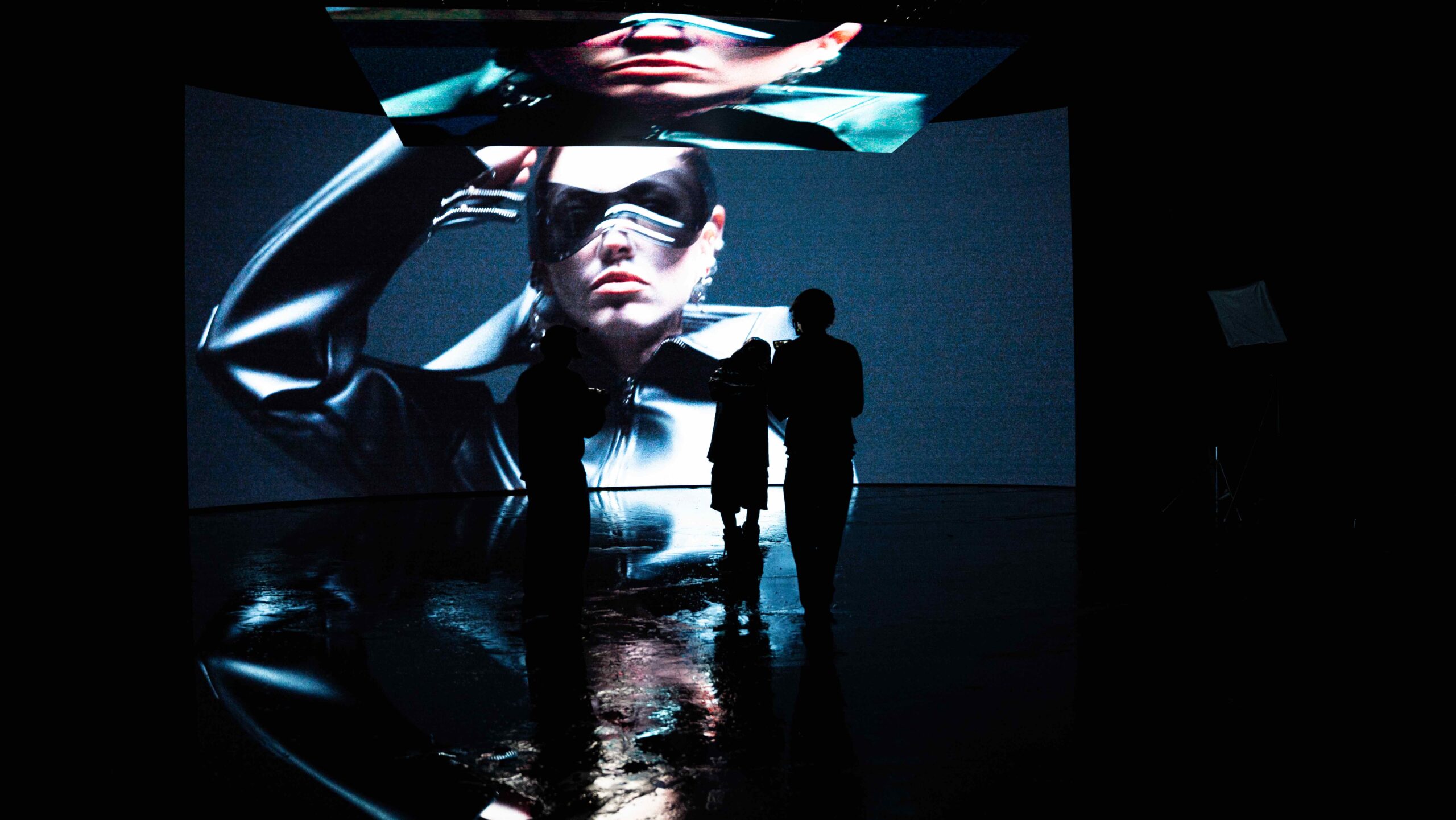 ICO Clip Mascara Production Virtuelle